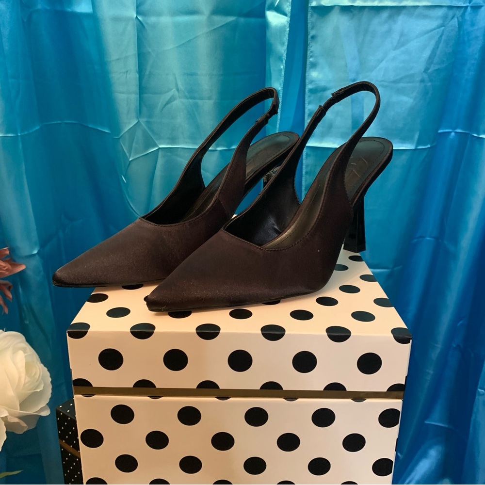 ❤️Price Drop❤️Elegant Black Satin Heels with Sling Back
